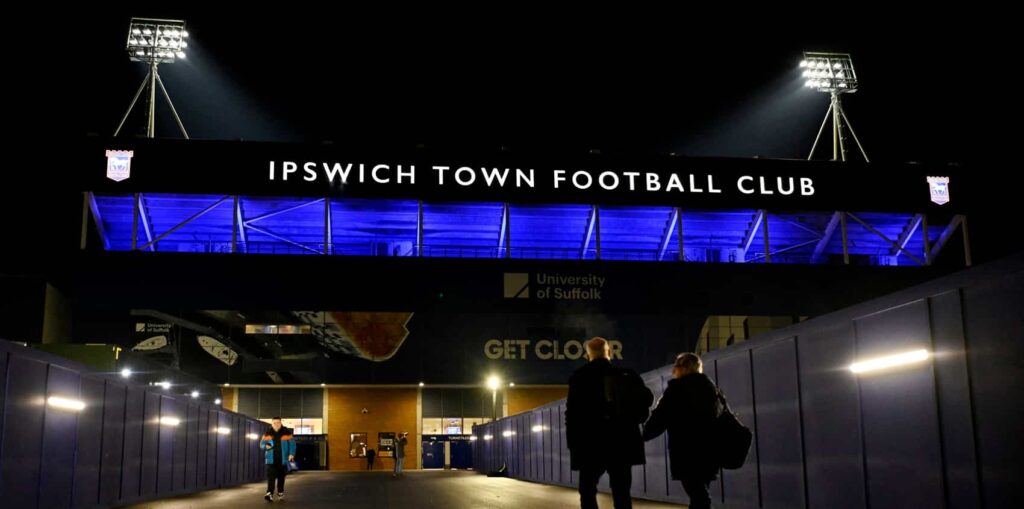 Tuesday team news: Greaves starts, Faes + Emerson benched