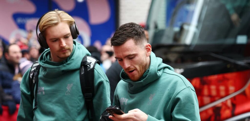 3pm team news: Diaz + Sarr start, Robertson benched