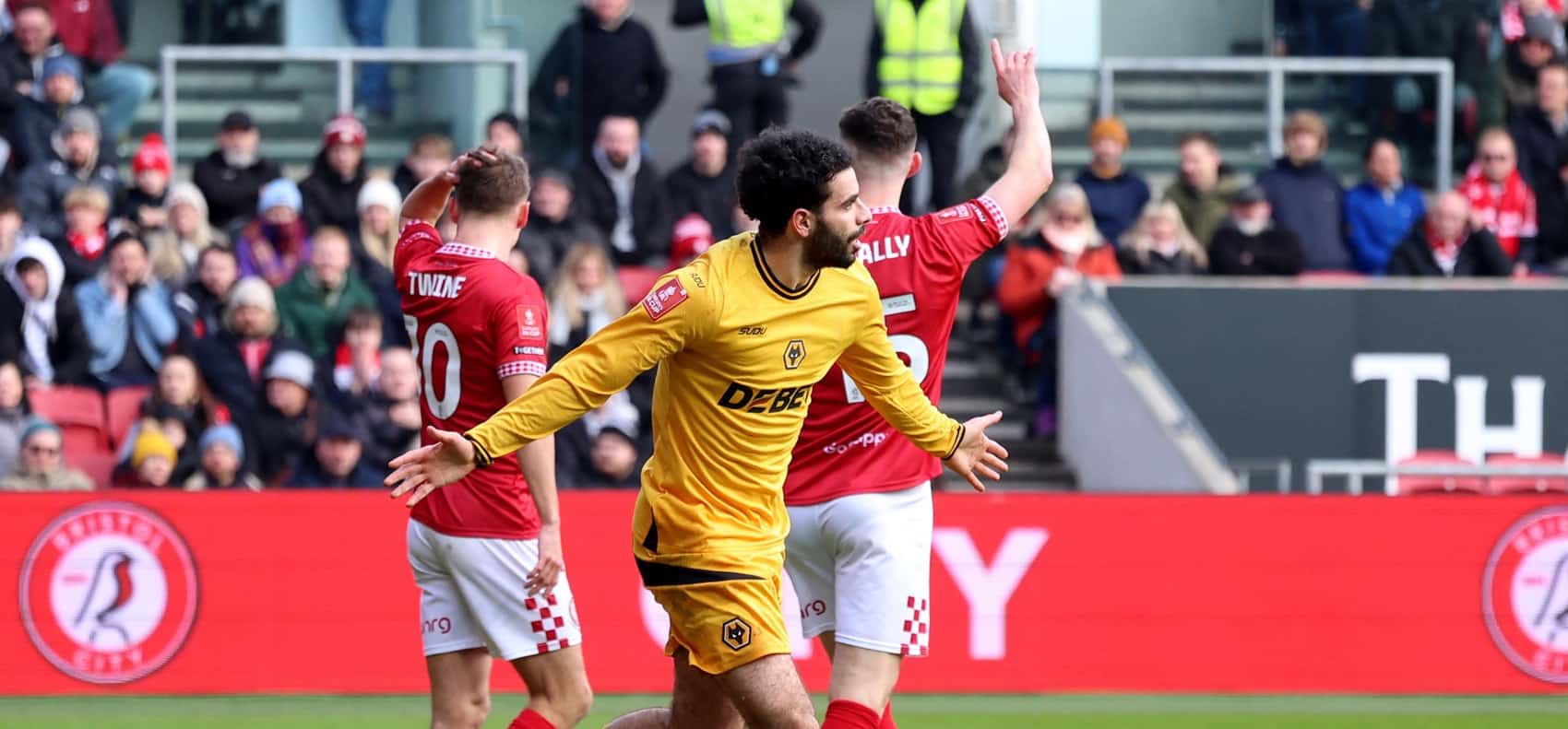 FPL notes: Nkunku plays all 90, Ait-Nouri goal