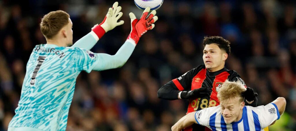 FPL notes: Palmer's misses, 'OOP' Neto + Evanilson's first minutes 4