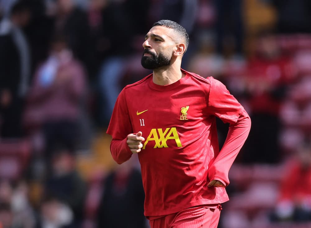 2pm team news: Alisson + Bradley start, Delap a sub, no Son