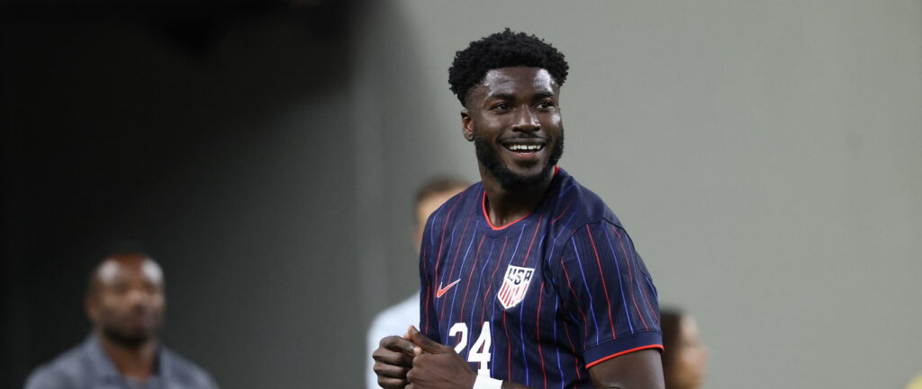 FEFL transfers: Championship star departs + Triple Luton signing