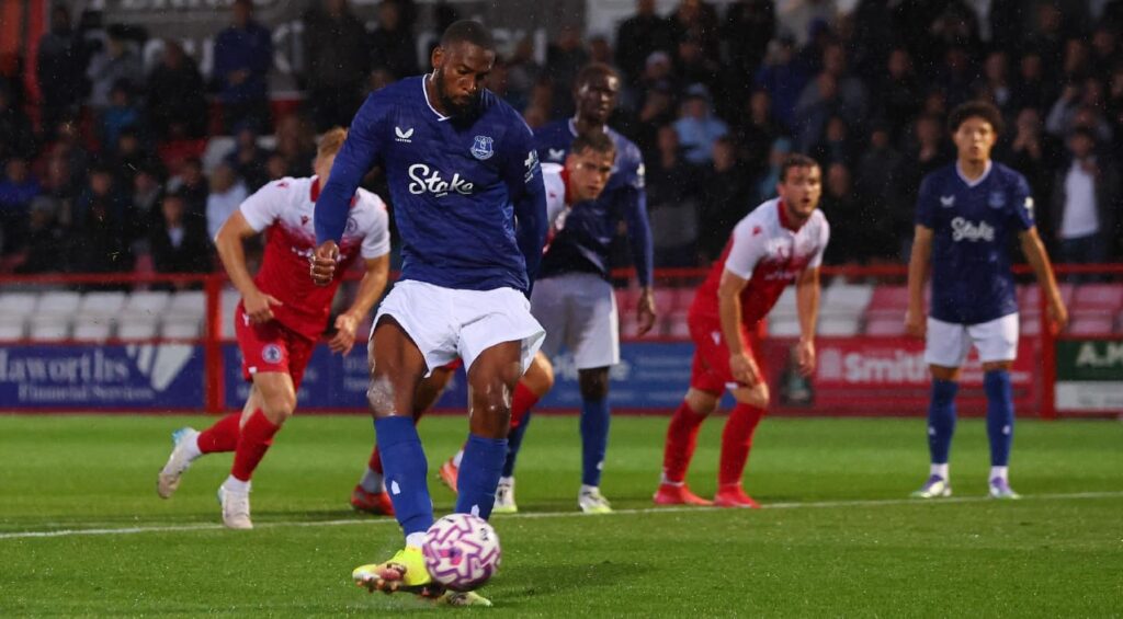 FPL pre-season: Kalajdzic goal, bright Armstrong + Semenyo shots