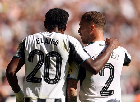 Elanga Trippier injury Gordon