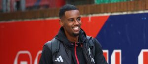 3pm team news: Haaland, Foden + Isak start 2