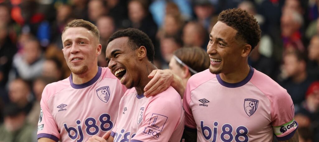 Evanilson injury update: Will £4.5m FPL forward Kroupi start?