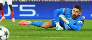 FPL notes: Salah benched, Isak hurt + is Guiu a starter? 1