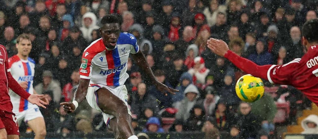 FPL Gameweek 11 Q&A: Best mid-price midfielders + replacing Gyokeres