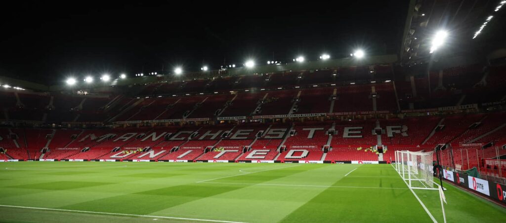 Man Utd v Everton team news: Zirkzee starts, no Cunha