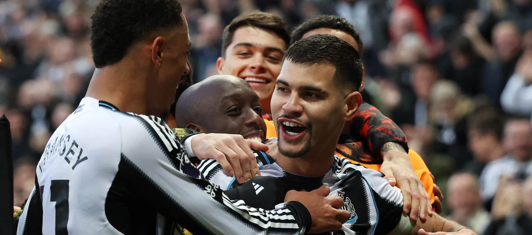 Buy, keep, sell? Transfer trends ahead of Gameweek 16