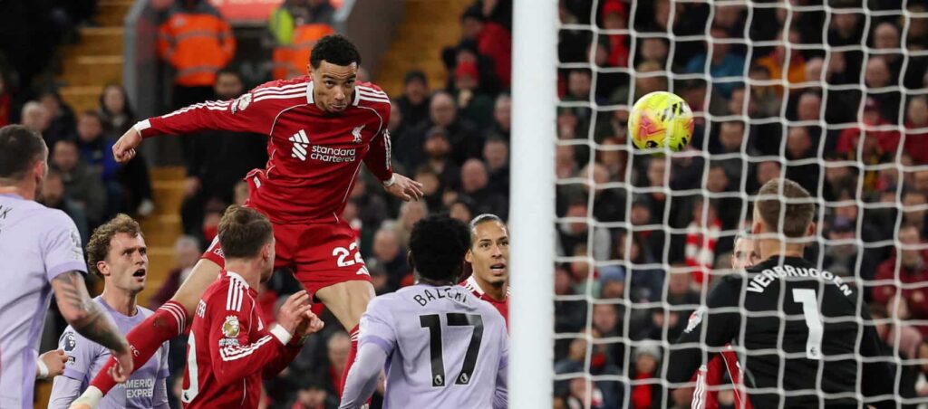 FPL Gameweek 17 Q&A: Saka, Semenyo + is Ekitike a must-have?