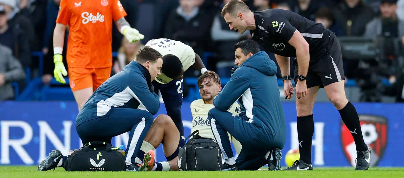 FPL notes: Dewsbury-Hall injury, James + Palmer's fitness