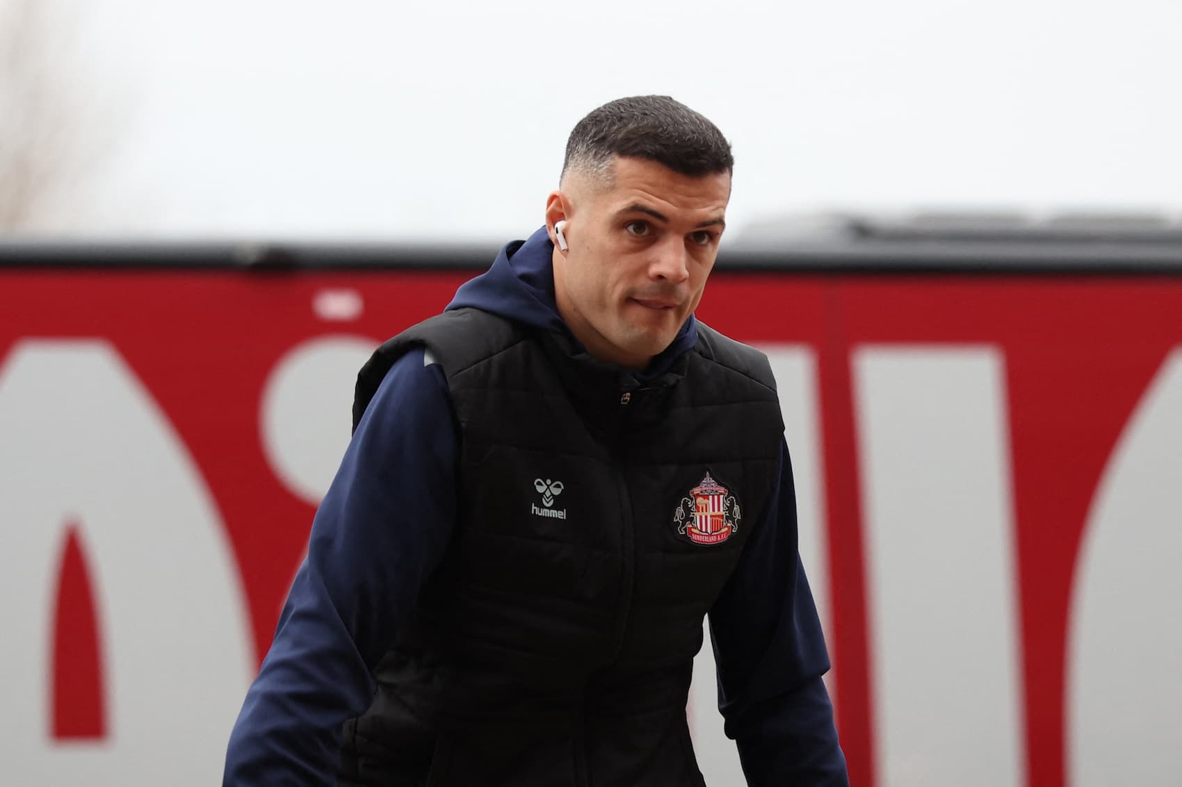 Sunderland v Leeds team news: No Ballard, visitors unchanged