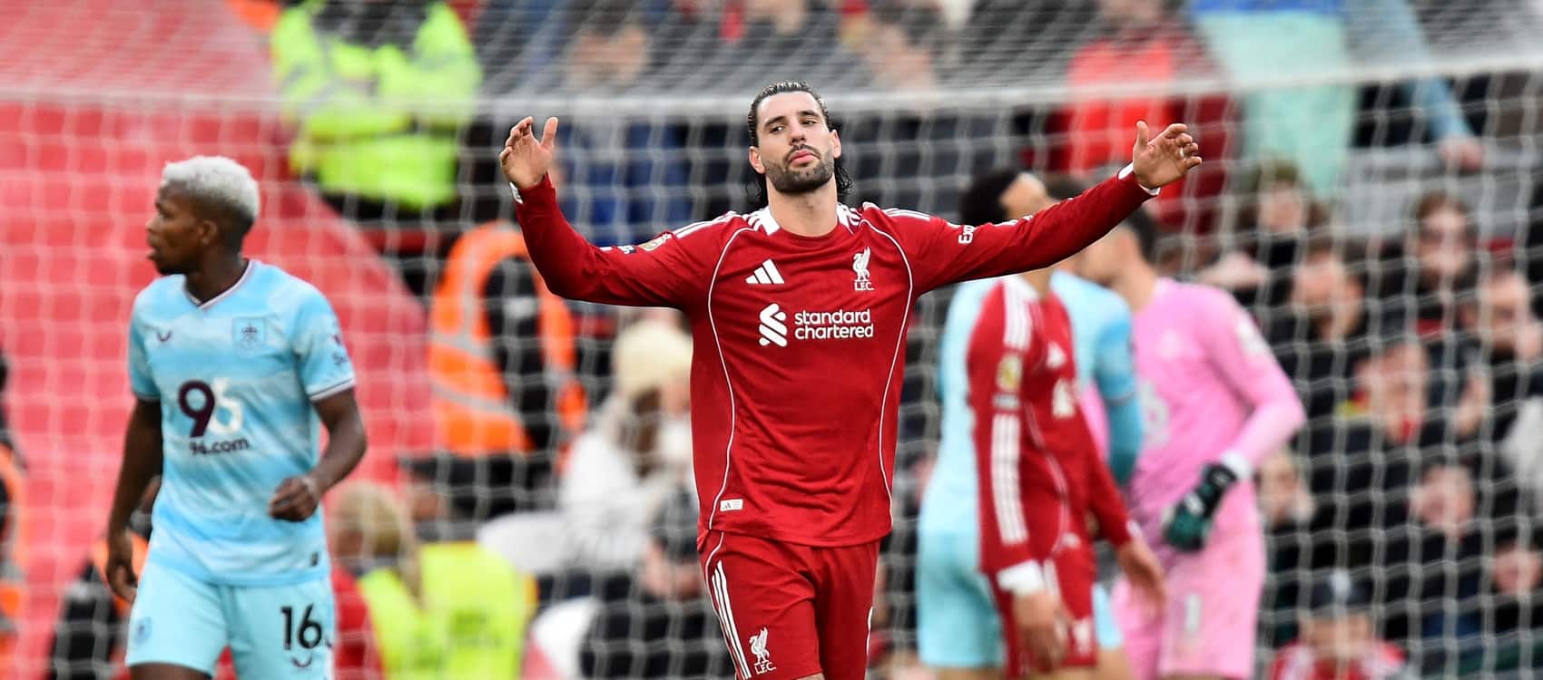 FPL notes: Szoboszlai pen miss, Wirtz's form + Esteve fitness