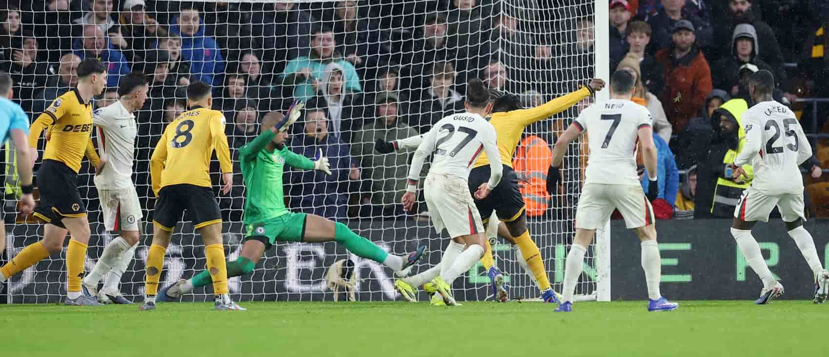 Are there ANY Wolves players worth buying for Double Gameweek 26?