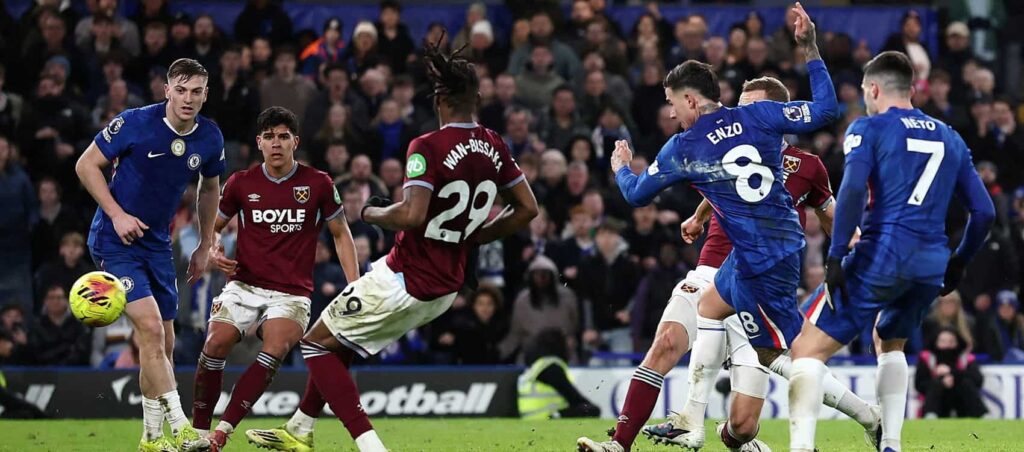 FPL notes: Rosenior on his rotation + “world-class” Enzo