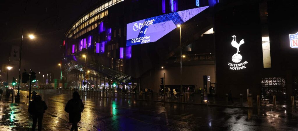 Tues team news: Keane, Kroupi + Hall benched, no Calvert-Lewin