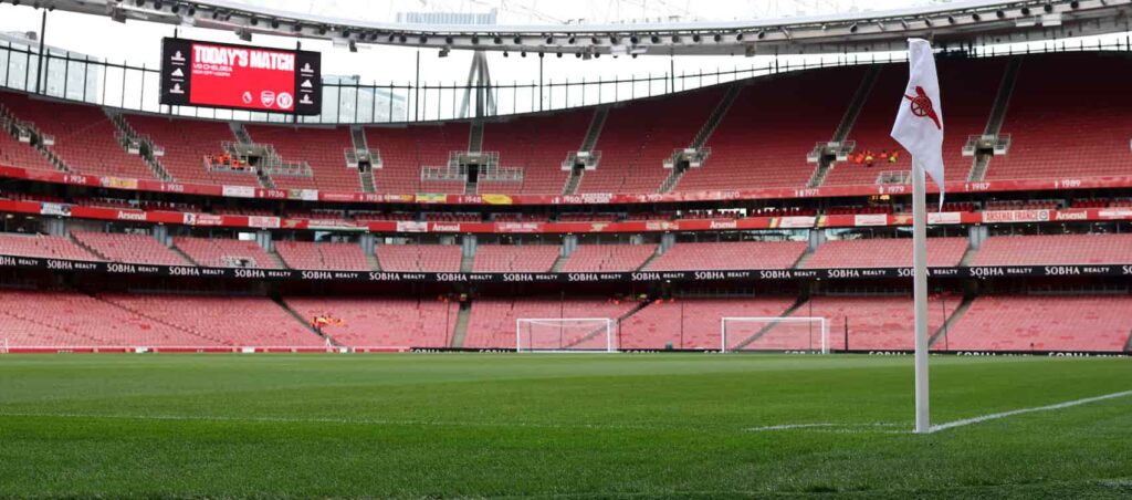 Arsenal v Chelsea team news: Hosts unchanged, Odegaard out