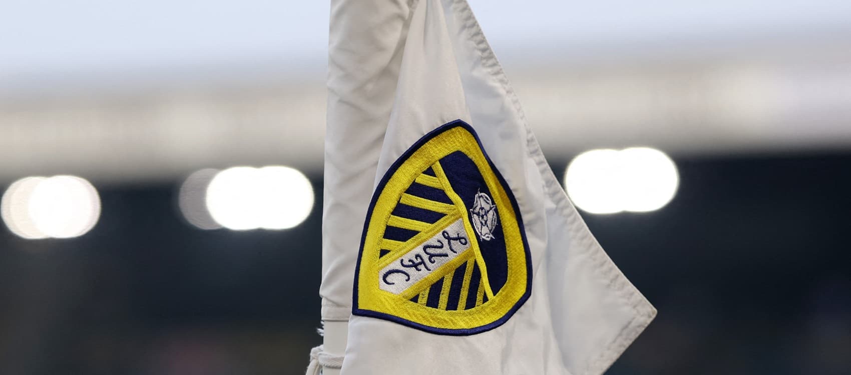 Leeds v Brentford team news: Dango benched