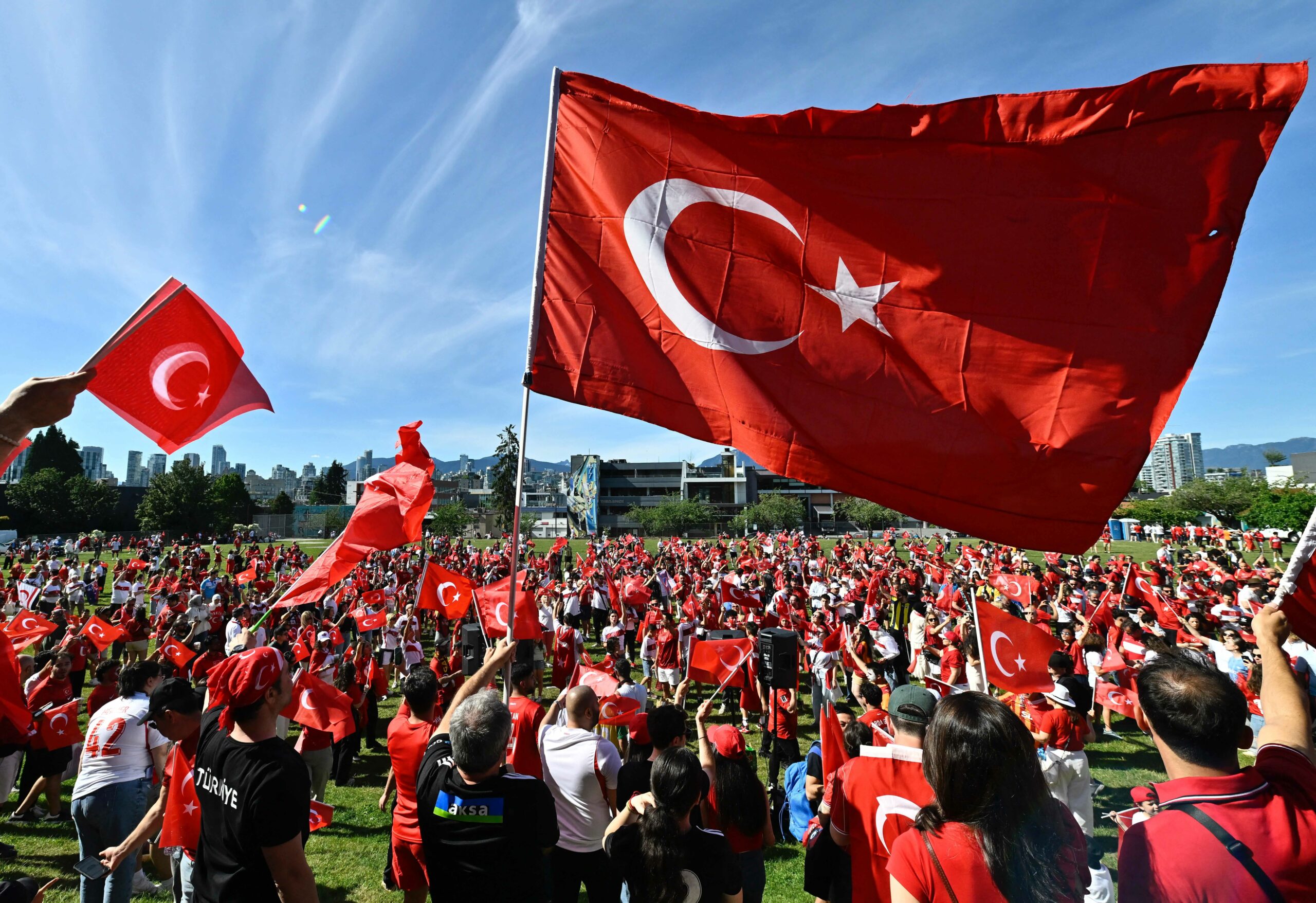 Australia v Turkiye team news: Beach in goal, Yildiz benched