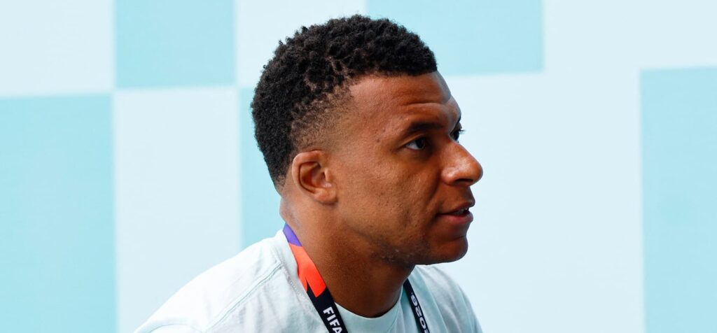 France v Sweden team news: Doue + Hernandez subs