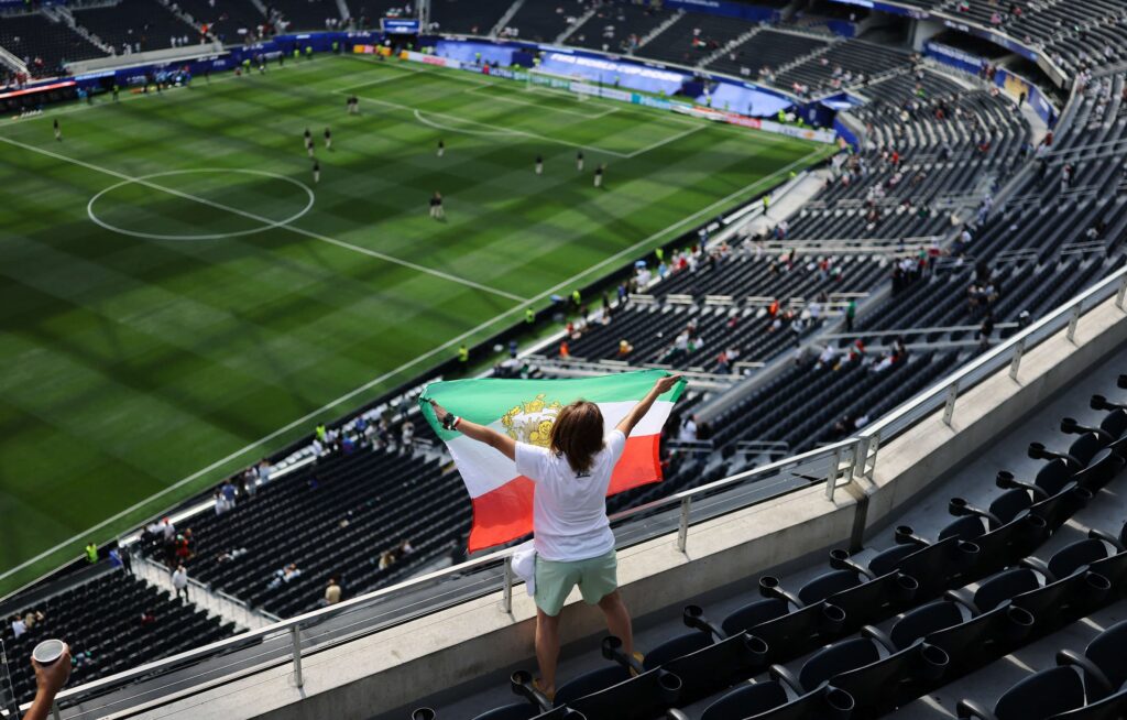 Iran v New Zealand team news: Wood and Taremi start