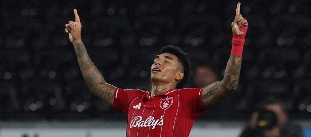 FPL pre-season: Williams advanced, Fernandes stunner + Chelsea win