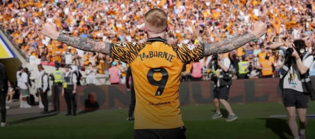 FPL pre-season: Maatsen impresses, Pau update + McBurnie goal
