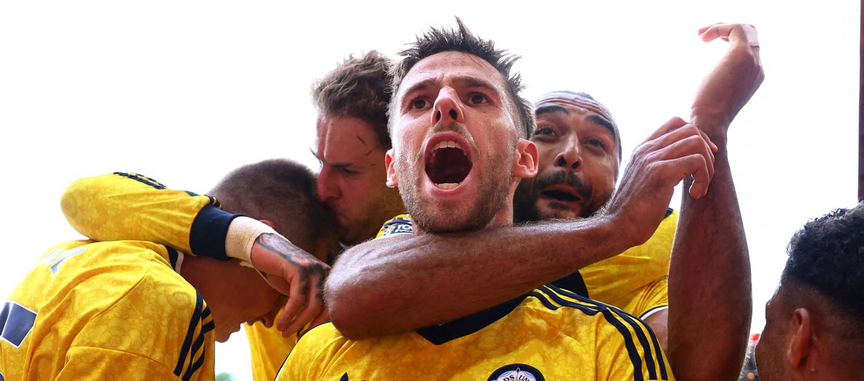Leeds United Narrowly Defeats Nottingham Forest in Low-Scoring Match