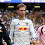 FPL notes: Calvert-Lewin off the mark + Rodon injury latest