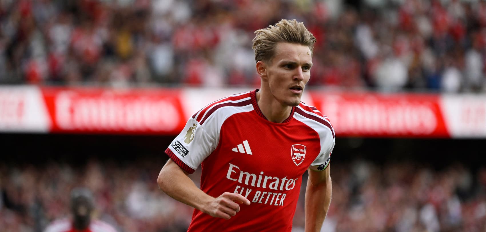 Arsenal Defeats Chelsea with Odegaard's Stellar Performance