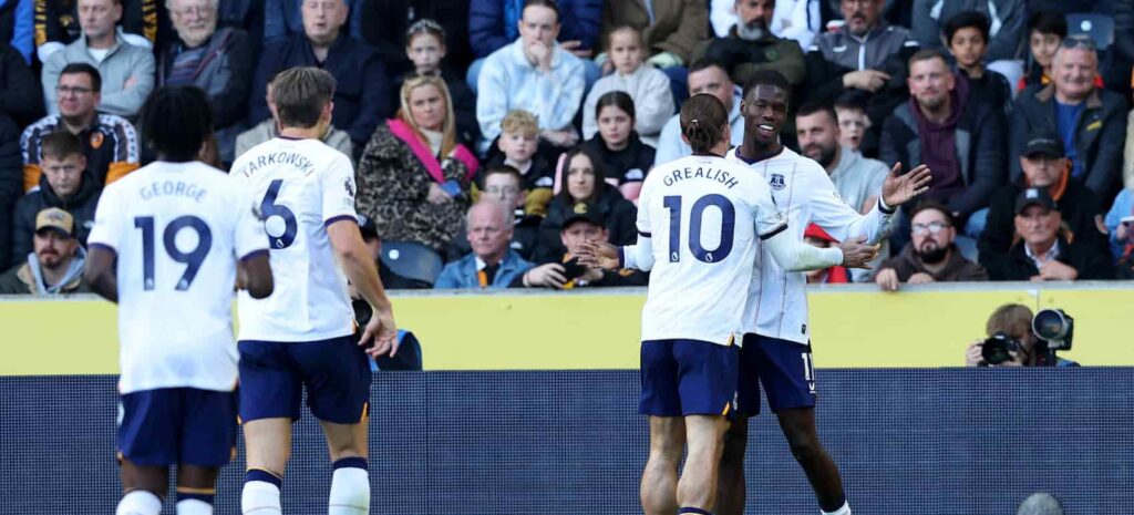 FPL notes: Dewsbury-Haul, Moyes on Barry + why Belloumi was benched