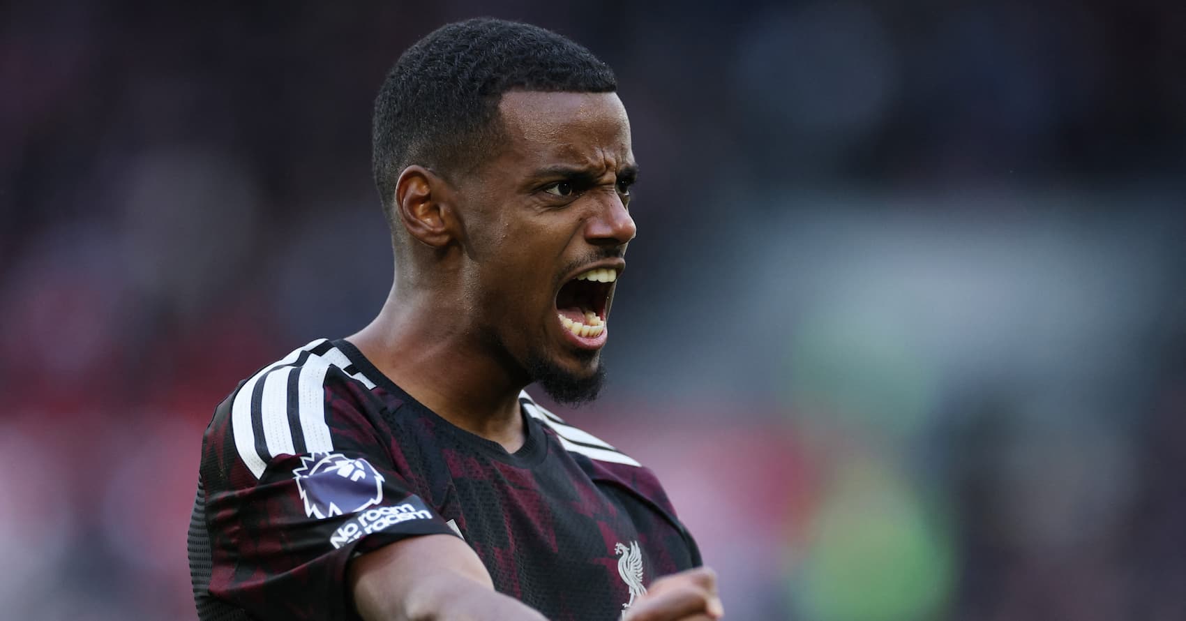 Liverpool Defeats Brentford Despite Injuries and Red Cards